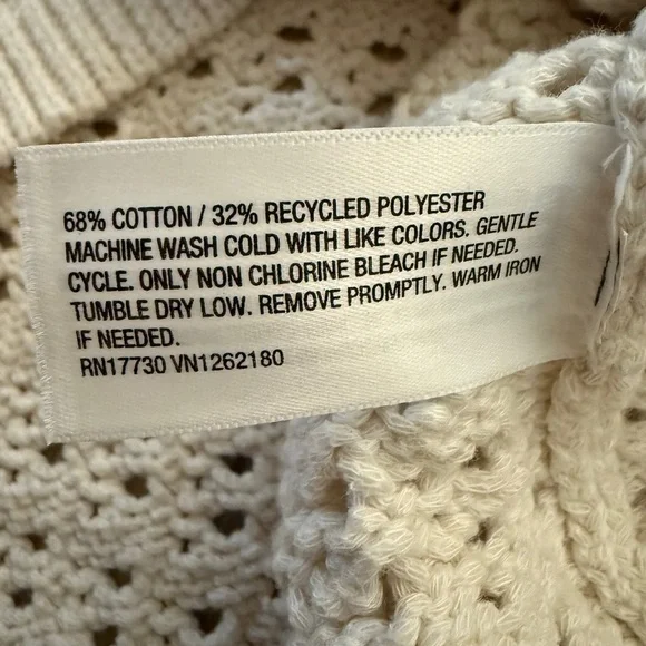 #7) Universal Thread sleeveless knit top M - Picture 6 of 6